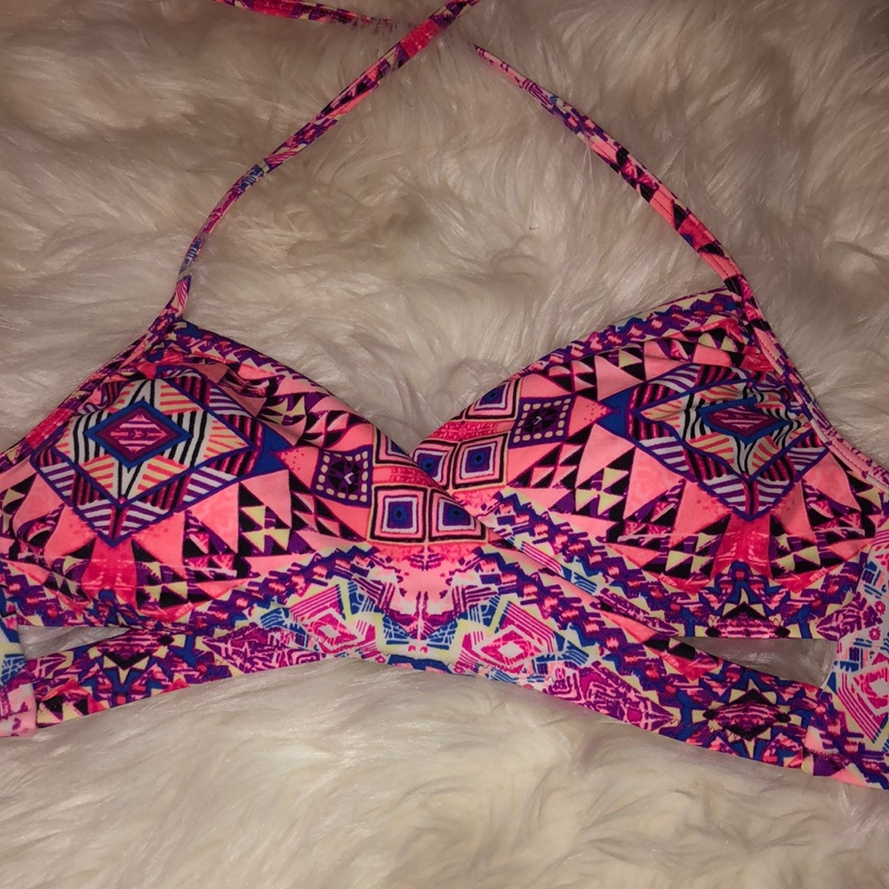 Bikini top